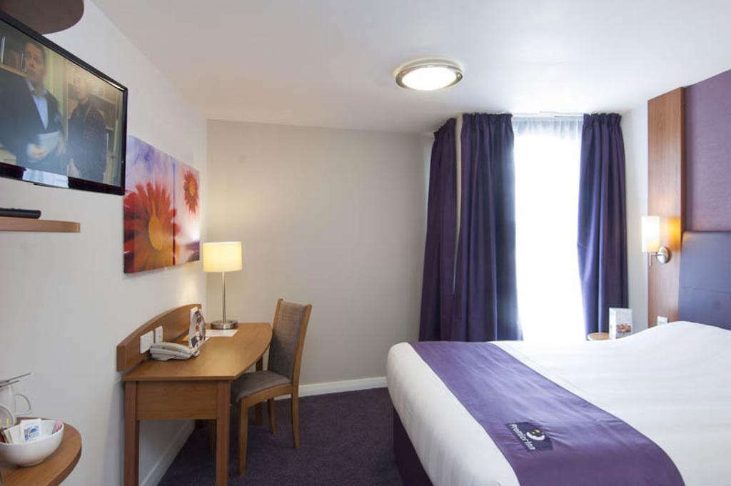 Premier Inn Hatfield Phòng bức ảnh